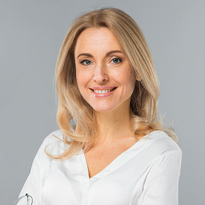 Laura R.